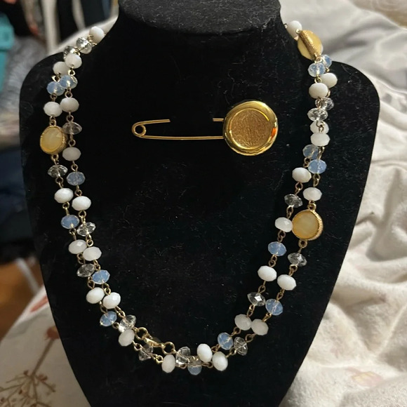 Necklace - Picture 1 of 3